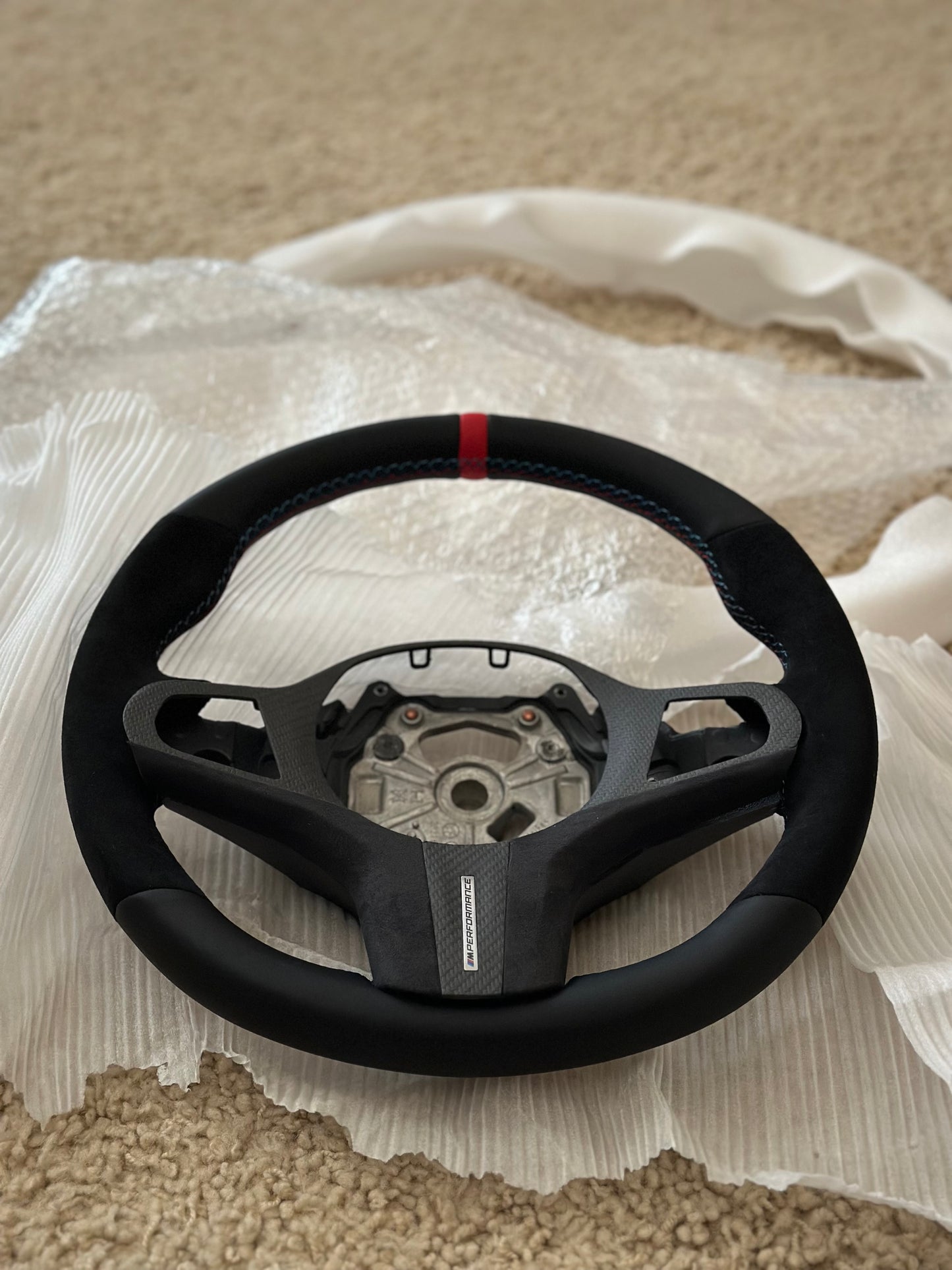 G8X M performance steering wheel